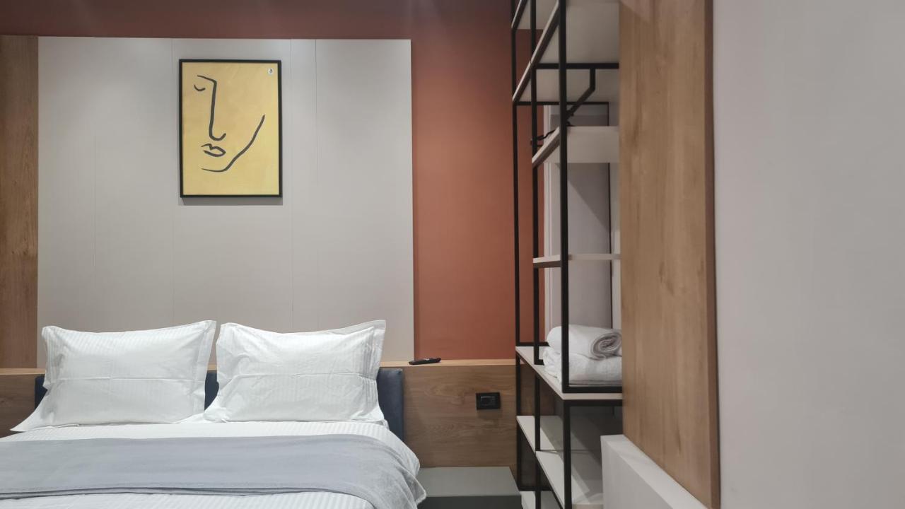 Tam Serviced Studio Apartments Next To Blloku Tirana Exterior photo