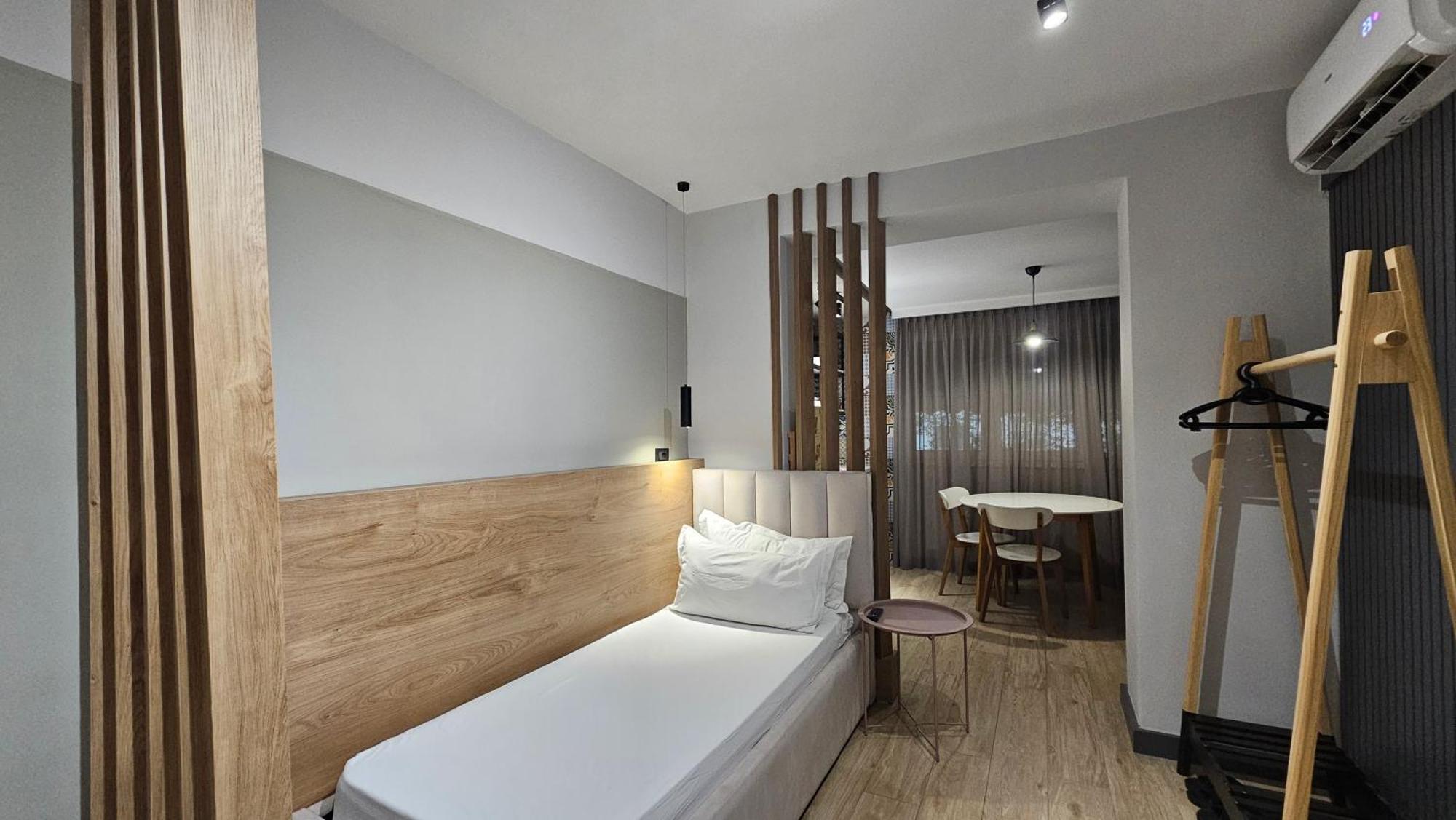 Tam Serviced Studio Apartments Next To Blloku Tirana Exterior photo