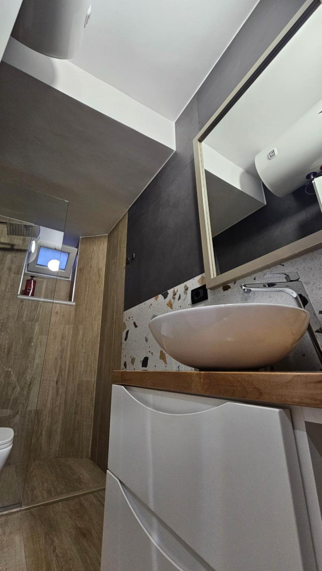 Tam Serviced Studio Apartments Next To Blloku Tirana Exterior photo